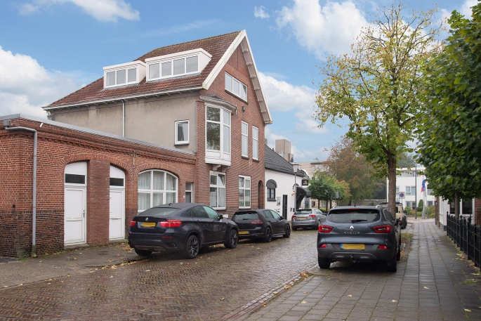 Tjark Jans Giezenstraat 1, 9641 KB, Veendam