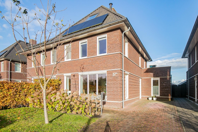 Susternemear 37 a, 8927 AJ, Leeuwarden