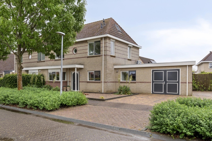 Martha de Reigerstraat 11, 7742 KL, Coevorden